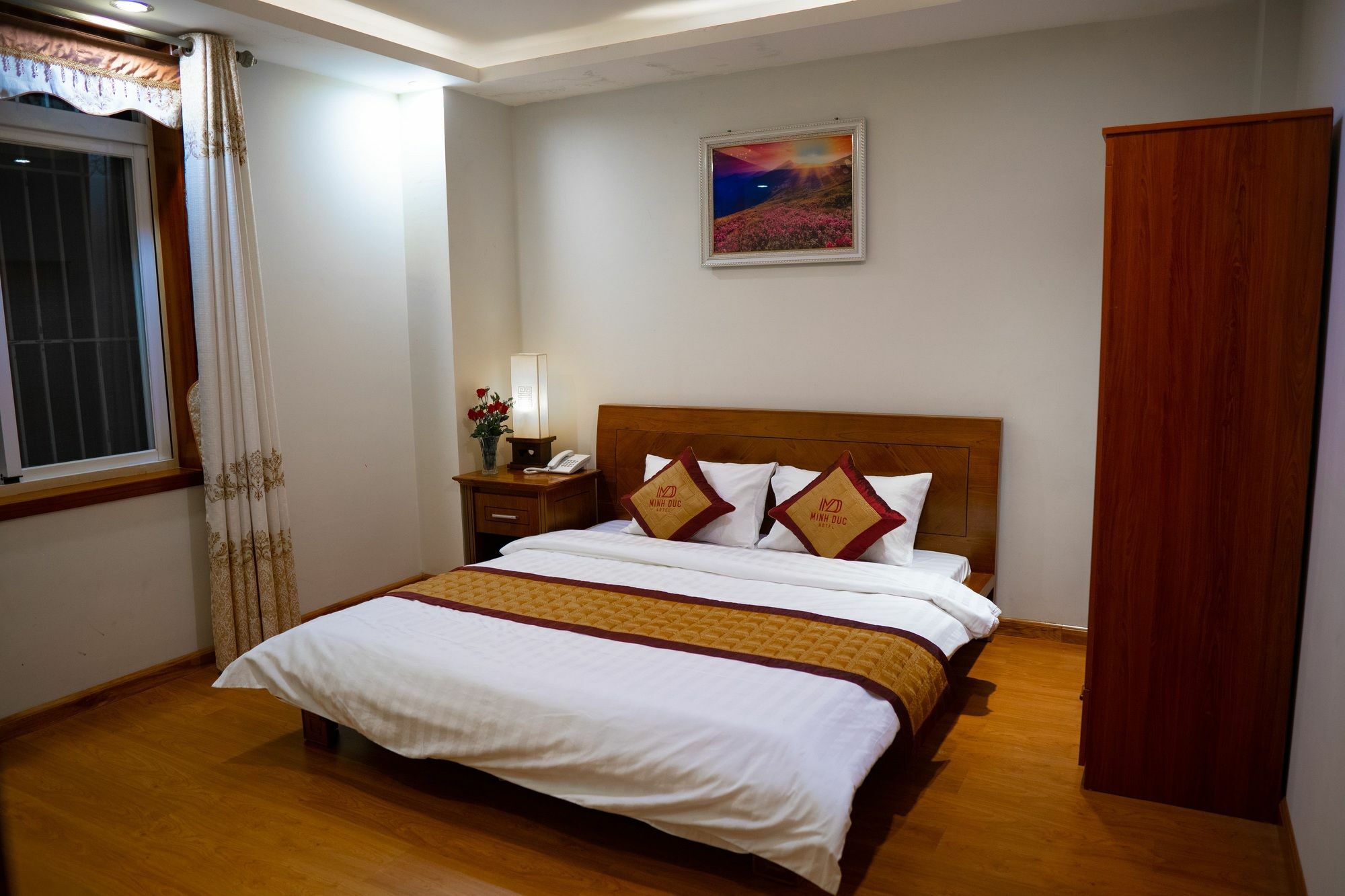 Minh Duc Hotel Ha Long Exterior photo
